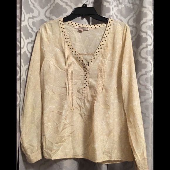 Forever 21 / Love21 Long Sleeve Blouse (Size: Medium) - Picture 2 of 9